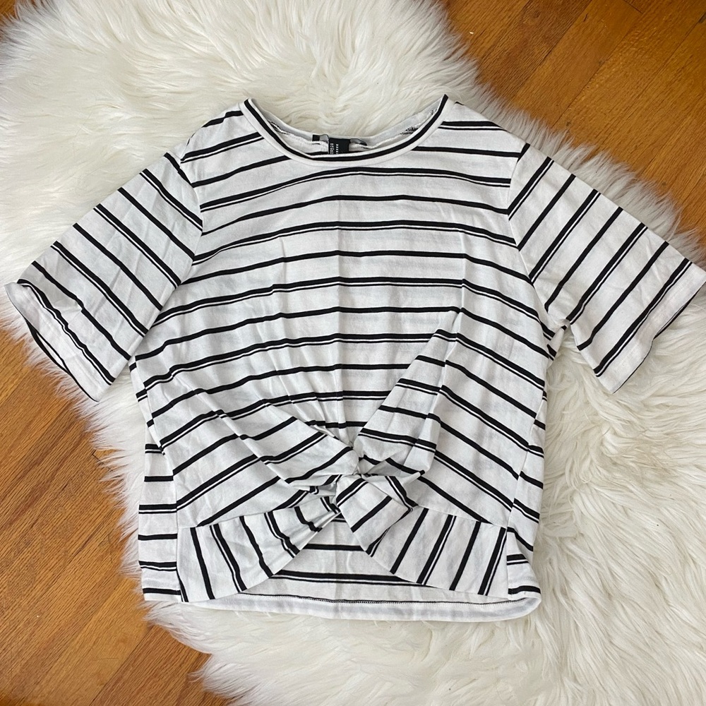 striped tshirt